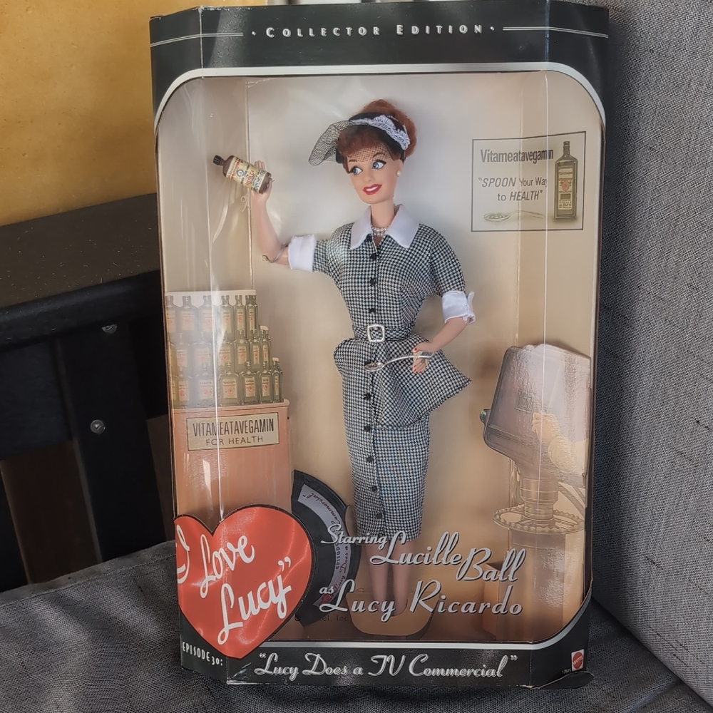 I Love Lucy Collector Edition Doll - Picture 3 of 5